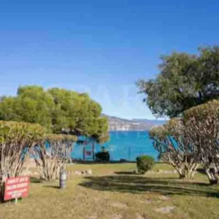 Monolocale 18 Mq Con Accesso Mare No Vista Mare * 로퀴에브륀캡마르탱